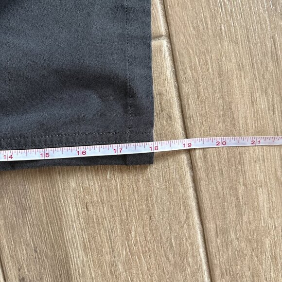 Kuhl Trekr Kapri Pants Women's Size 4 Grey Outdoor Hiking Comfort - Picture 9 of 9